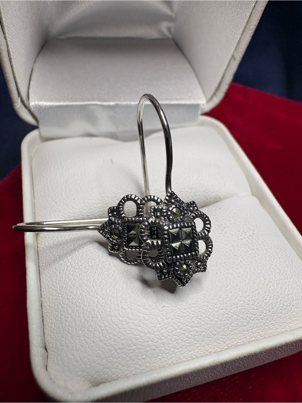 Earrings Vintage 925 Sterling Silver Marcasite Drop Feminine Ornate - Picture 3 of 7